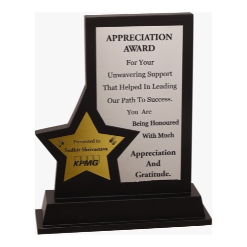 Trophie - Size : 4.5"*9"
