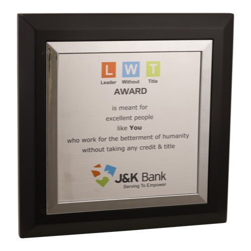 Trophie - Size : 8.75"*8.75"