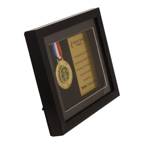 Trophie - Size: 9"*11"