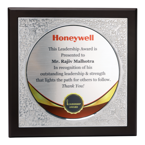 Trophie - Size : 11"*11"