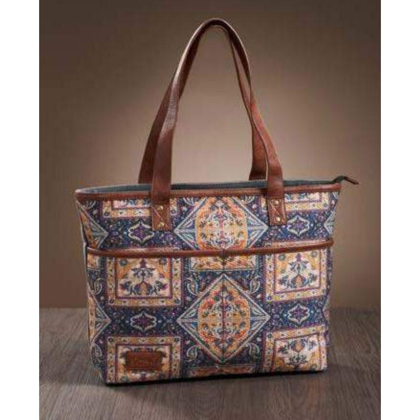 [60660] Elegant Tote Bag - 17” W X 11” H X 3” D - Spacious Carryall With 10” Handle Drop, Dual Front Slip Pockets, Secure Rear Zippered Pocket, Interior Organization With Zip And Slip Pockets, And Reliable Zipper Closure