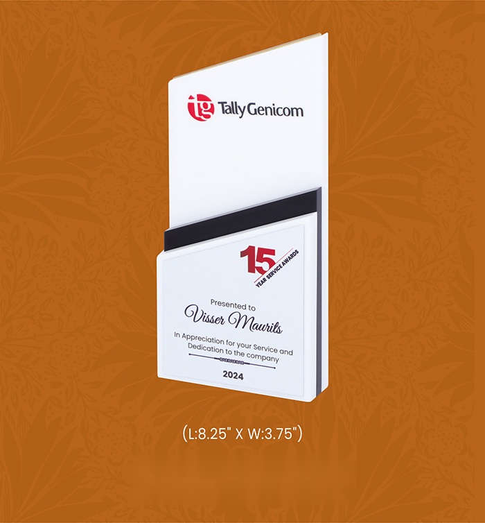 [63696] Acryic Awards with box
