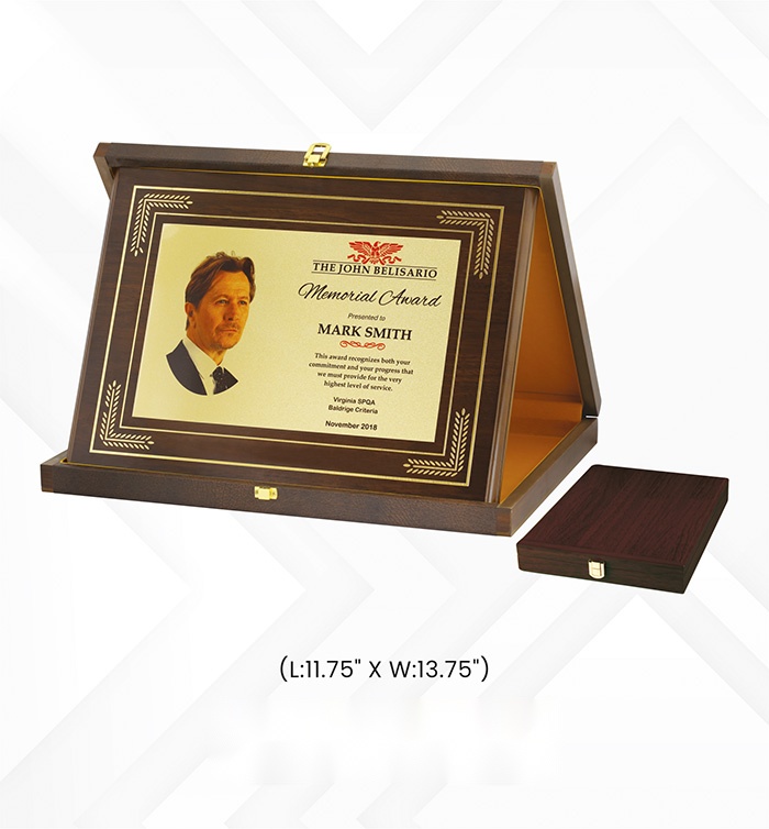[63742] Mementos & Plaques with box