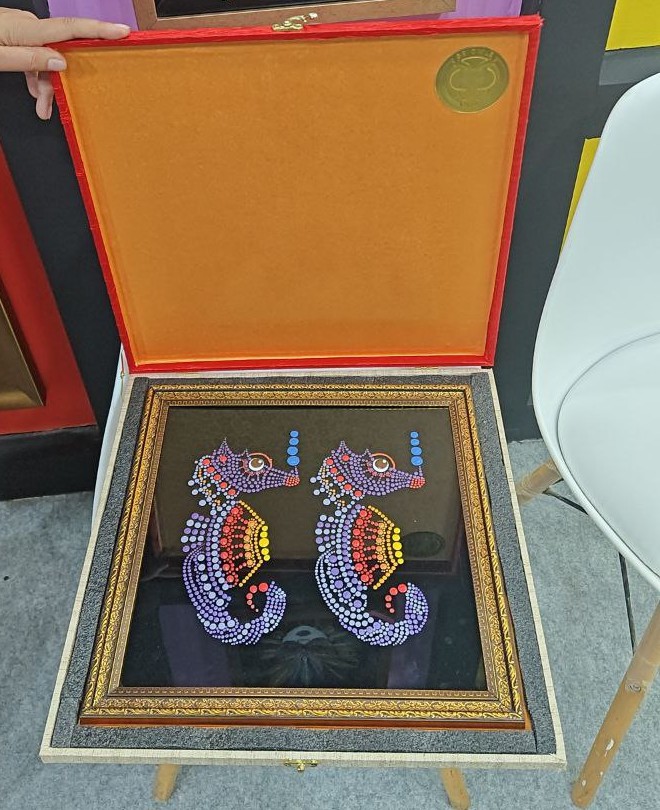 [65897] Toughened glass acrylic hand painted 15x15 inch
